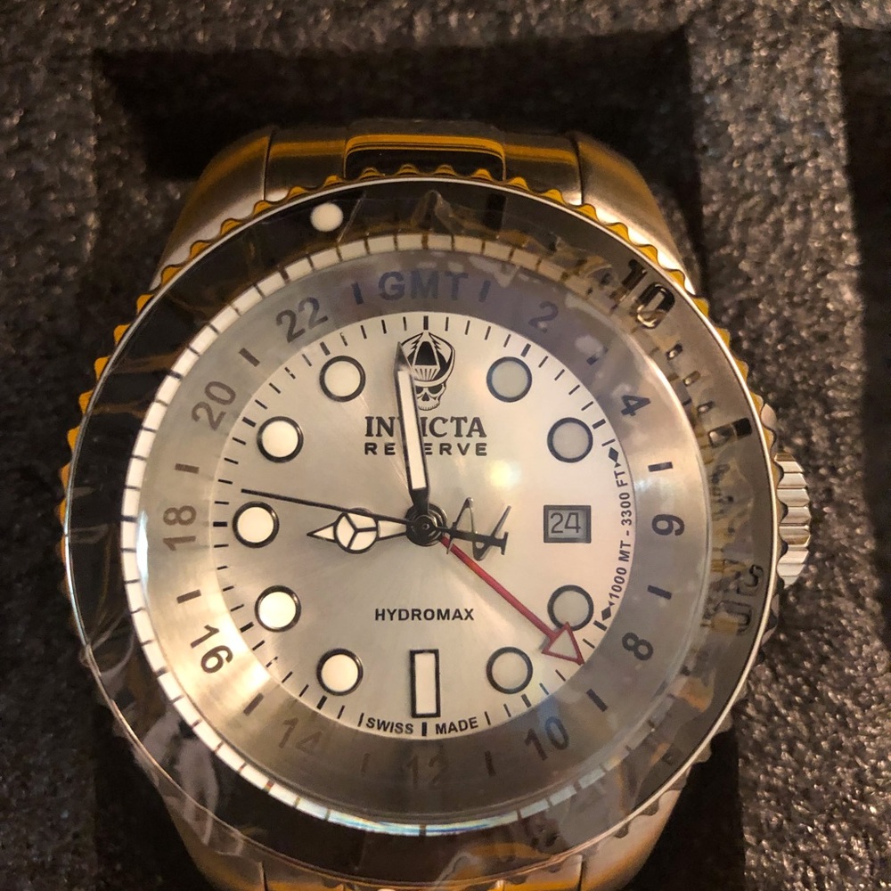 invicta mens hydro max watch